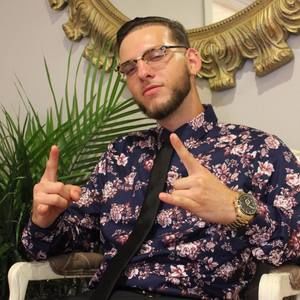 Meet your Posher, Lucas